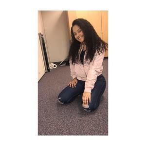 Meet your Posher, Christel